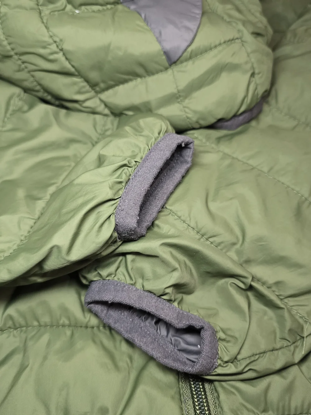 Gap Kids Olive Green Hooded Primaloft green dinosaur Puffer Jacket 5.